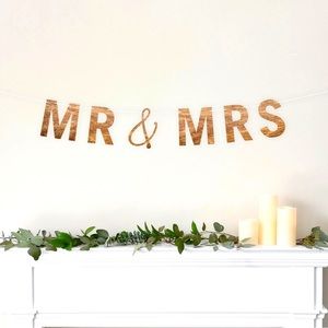 Mr & Mrs Wedding Wooden Banner